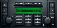 Land Rover Freelander 2 Interior Radio with single-slot CD player and six speakers r.jpg